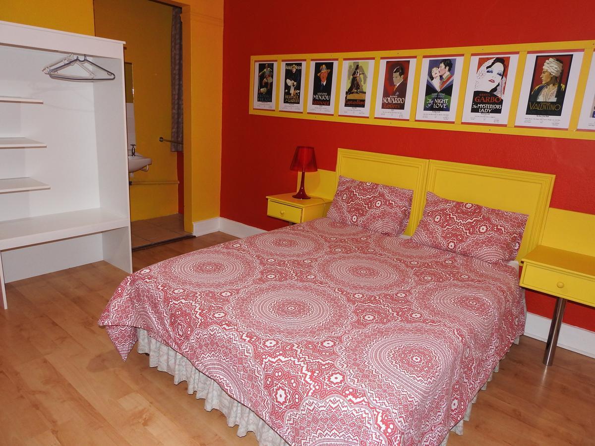 Phoenix Hotel (Adults Only) Πορτ Ελίζαμπεθ Εξωτερικό φωτογραφία